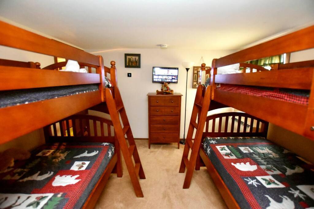 3-Bedroom Vacation Home Steps To Camelback Ski Area Ski-In Ski-Out Crescent Lake ภายนอก รูปภาพ