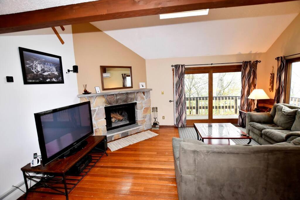 3-Bedroom Vacation Home Steps To Camelback Ski Area Ski-In Ski-Out Crescent Lake ภายนอก รูปภาพ