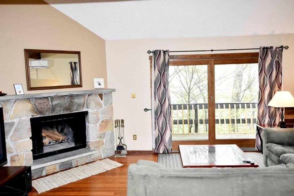 3-Bedroom Vacation Home Steps To Camelback Ski Area Ski-In Ski-Out Crescent Lake ภายนอก รูปภาพ